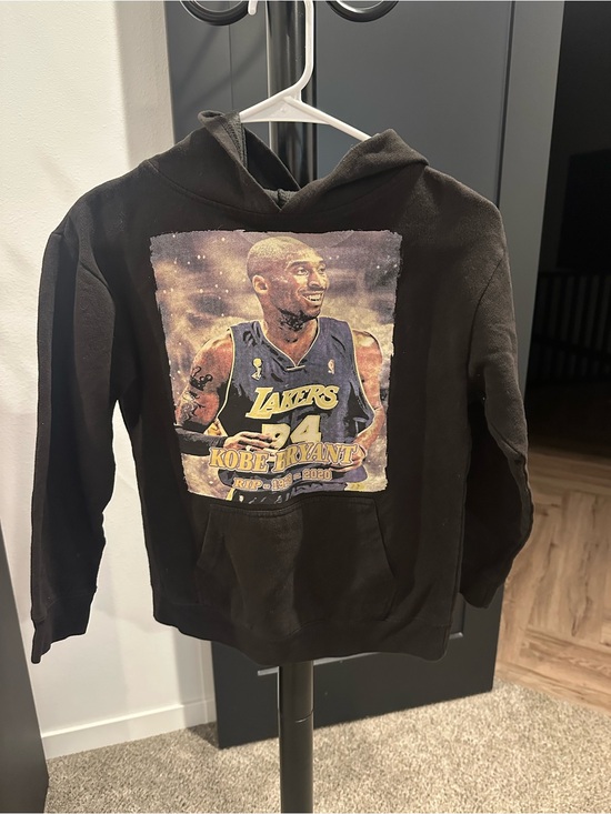 Delta Other - Delta Black Kobe Bryant Graphic Hoodie